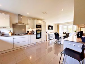 Kitchen- click for photo gallery